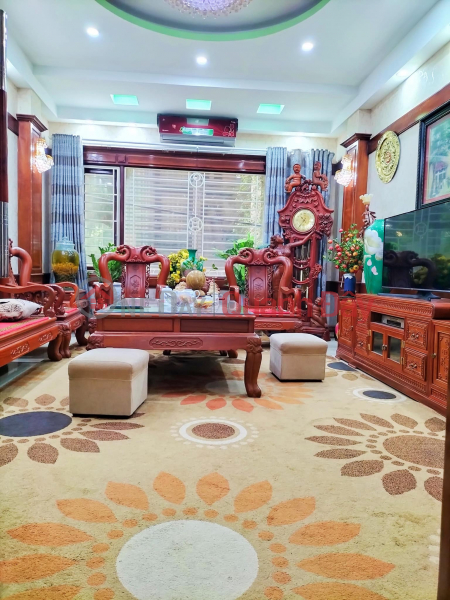 Property Search Vietnam | OneDay | Residential, Sales Listings | House for sale urgently Le Duc Tho, Nam Tu Liem, Lot Corner, 45m2, 5 floors, 4.4mm, only 5.2 billion. The car is parked.