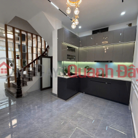 URGENT! HOUSE FOR TET IN PHU DIEN, BAC TU LIEM, CAR, ELEVATOR, AREA=65x4 FLOORS, FRONTAGE=5M, 9.8 billion _0