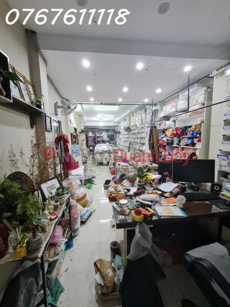 House for sale on Co Linh street, prime location for the busiest business on the street 82m 18.x billion Vietnam Sales | đ 18.8 Billion