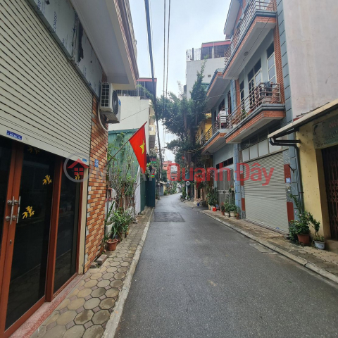 Newly built 5-story house for sale in Trau Quy, Gia Lam – prime location, accessible by car. Contact 0989894845 _0
