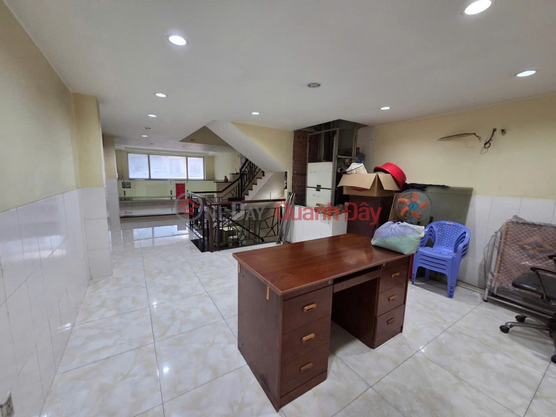 VIP HIẾM MẶT TIỀN KHU CHỢ LỚN NGAY VÕ VĂN KIỆT & CAO VĂN LẦU - 4,5x13m - 5 TẦNG - VUÔNG VỨC KHÔNG LỘ GIỚI, Việt Nam Bán | đ 5,7 tỷ