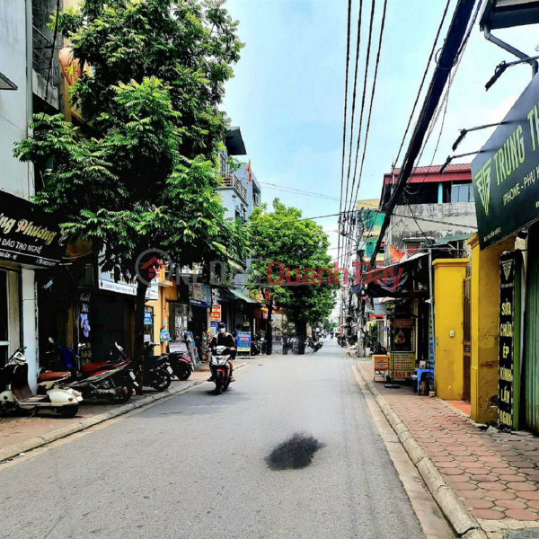 Property Search Vietnam | OneDay | Residential, Sales Listings Land for sale in Dang Xa, Gia Lam, 40m2, small car access, only 3 billion VND. Contact Mr. Phong 0392248515