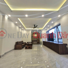 BEAUTIFUL HOUSE - GOOD PRICE - Quick Sale House with WIDE FRONTAGE, CAR ACCESS TO HOUSE At THACH BAN, LONG BIEN, HANOI _0