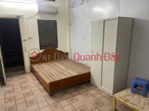 Cho thuê nhà ngõ Đại La 25m x 3 tầng - Giá 7 triệu _0