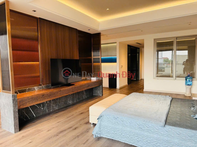 Quick sale of villa on Llinh Dam peninsula near the lake near the green park 250m2 cheap price 52 billion Vietnam Sales, đ 52 Billion