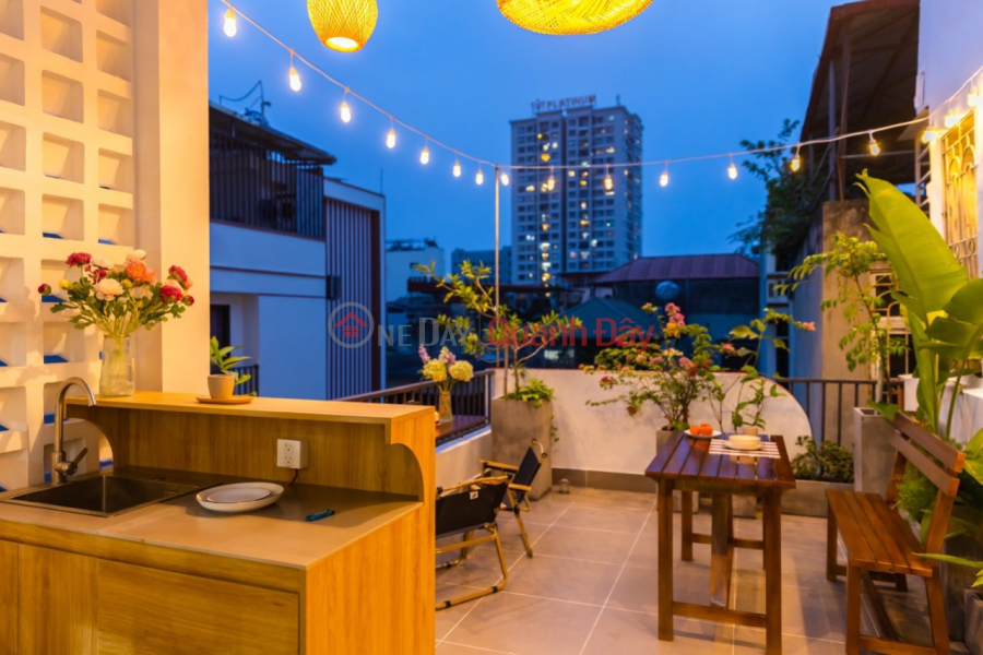 The owner rents an apartment in Ba Dinh with a minimalist, modern design. Rental Listings