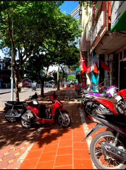 Property Search Vietnam | OneDay | Nhà ở Niêm yết bán Bán Nhà Mặt Phố Trung Kính Quận Cầu Giấy. 60m Xây 5 Tầng Chắc Chắn. Nhỉnh 15 Tỷ. Cam Kết Ảnh Thật Mô Tả Chính