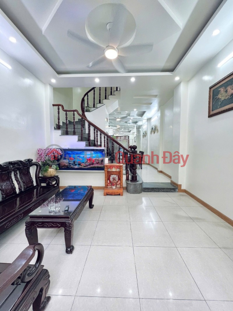 OWNER FOR SALE BEAUTIFUL HOUSE ON QUANG TRUNG STREET, WARD 8, GO Vap - PRIME LOCATION _0