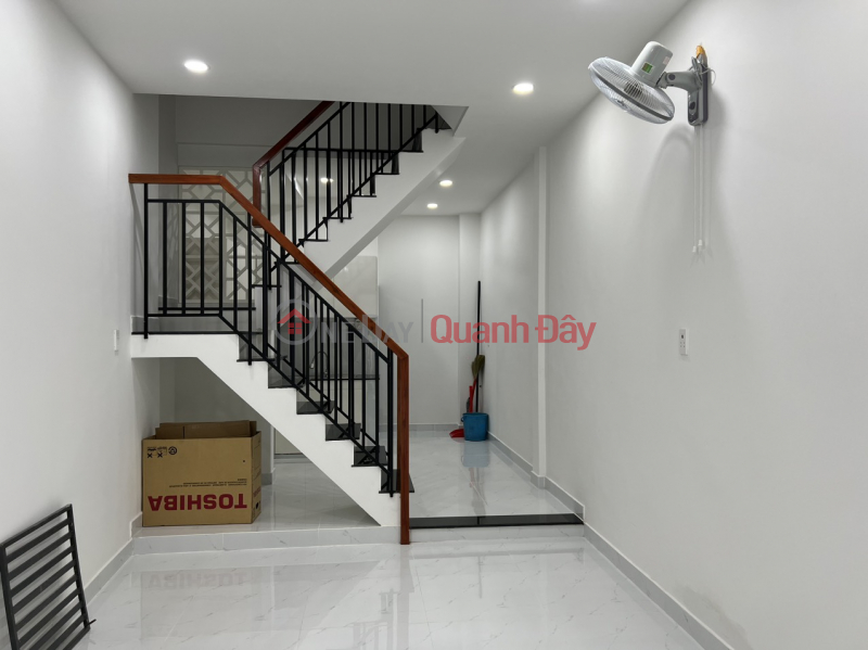 Beautiful house near Su Van Hanh street, adjacent to District 10 (3 bedrooms) Rental Listings