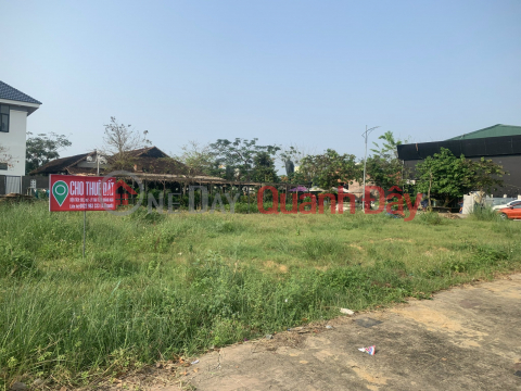 Land for rent and 2 houses in front of Quang Ngai city with cheap price _0