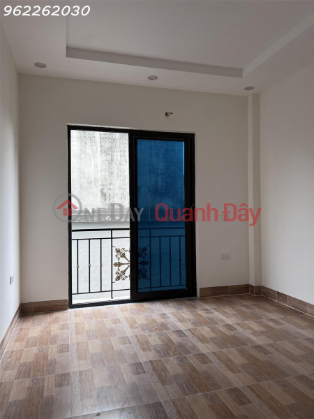 đ 1.55 Billion, Phung Chau house for sale CAR parked next to the 3-storey house with 36.5m2 square, wide alley 1.55 billion VND