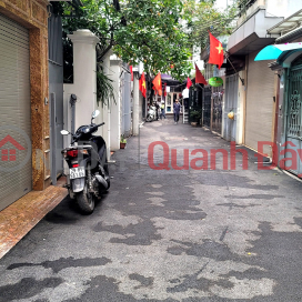 62m 4 Floor Frontage 4.5m Nhon 8 Billion Few Steps To Car Avoid Stopping Day And Night On Nguyen Ngoc Vu Street, Cau Giay. Owner _0