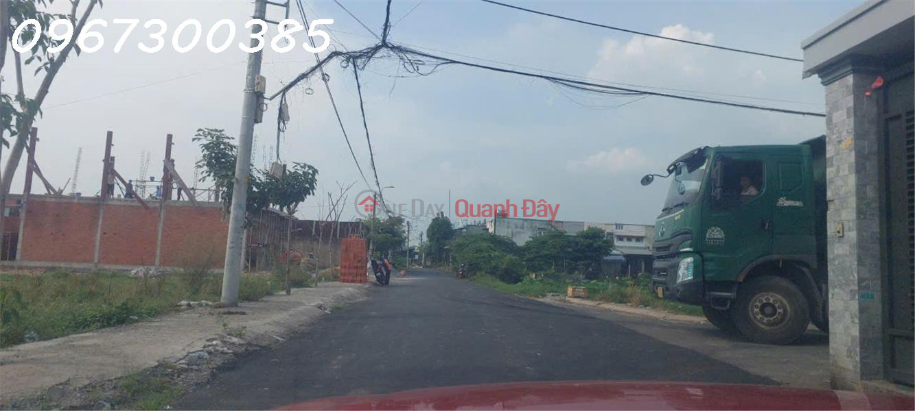 Land for sale in Xuan Thoi Thuong, Hoc Mon, with full residential zoning, area 80.7 m2, frontage 5.6m, price 3.7 billion VND. Sales Listings