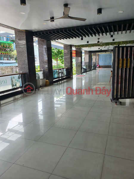 Ground floor space for rent, Huy Hung 1 Building, Binh Tan District, area 20m2. Tables and chairs available., Vietnam Rental đ 5 Million/ month