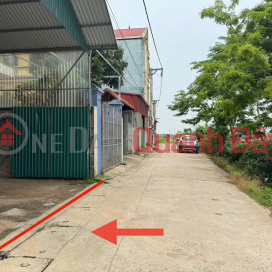 Land for sale in Tien Phong, Me Linh, Hanoi. Village edge, open road, car access, view of residential area _0