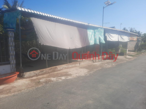 PRIMARY LAND - For Quick Sale Nice Lot In Phu Quoi - Long Ho - Vinh Long _0