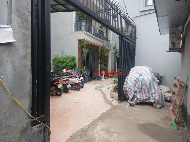 HOUSE FOR SALE IN CO LINH TOWN, 39M2, 5 FLOORS, FRONTAGE 3.5M, 6.1 BILLION. LONG BIEN. Sales Listings