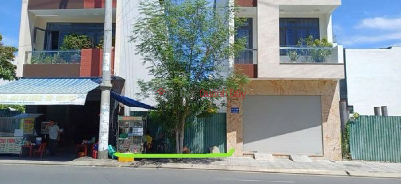 BEAUTIFUL LAND LOT FOR SALE IN NAM VINH HAI URBAN AREA - FRONT OF NGUYEN KHUYEN STREET - NHA TRANG CITY. Sales Listings