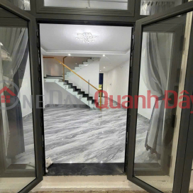 Cho thuê nhà nguyên căn 4 phòng ngủ giá 10 triệu đường Nguyễn Hữu Cầu Đà Lạt Lâm Đồng _0