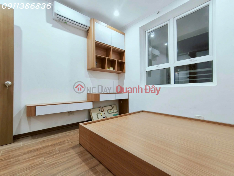 A14 Nam Trung Yên, Nội thất siêu vip 62m 2PN, trung tâm Cầu Giấy, vị trí cực đẹp, hơn 5 tỷ | Việt Nam, Bán, đ 5,4 tỷ