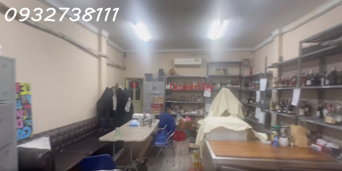 đ 92 tỷ | Bán nhà ngõ Phùng Hưng, Hoàn Kiếm, 102m2, 3 tầng, 3PN, Sổ đỏ, giá 92 tỷ. LH: 0932738111