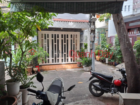 The owner urgently sells a beautiful house at 86\/71\/16, Truong Chinh, Ward 12, Tan Binh District, HCM. _0