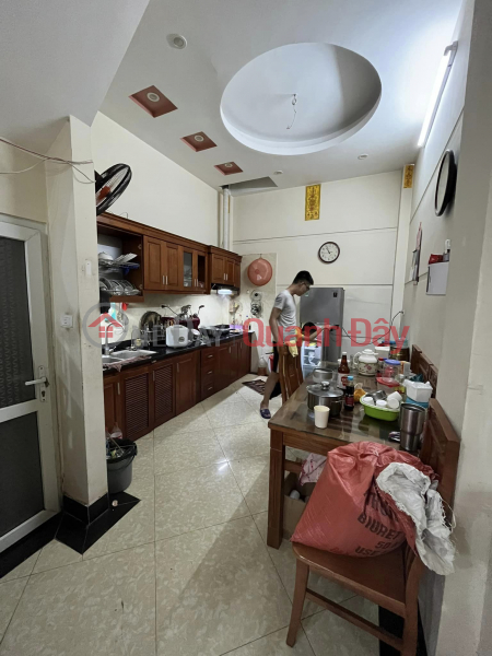 Property Search Vietnam | OneDay | Residential | Sales Listings | Selling Truong Dinh house, full furniture, 15m to the street, DT44m2, price 3.9 billion.
