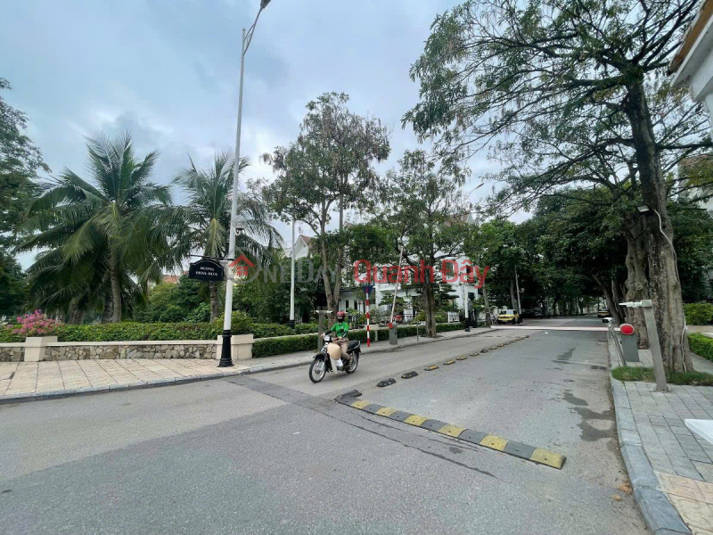 RARE! HOUSE IN LOT, PHU DIEN, ELEVATOR, CAR, AREA=50Mx6 FLOORS, FRONTAGE=5.5M, 8.8 billion Vietnam | Sales, đ 8.8 Billion