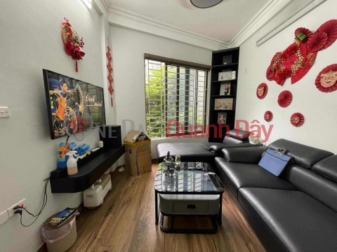 Khương Trung ngõ 211 30m 4 tầng 2 thoáng chỉ 6,4 tyr _0