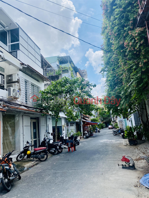 ***House for sale in K300 area, ward 12, Tan Binh, right at Hoang Hoa Tham market _0