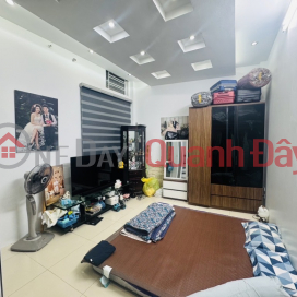 QUAN HOA CAU GIAY 25M x 5 FLOORS ONLY 4.5 BILLION NEAR MARKET, NEAR CAR, THROUGH ALLEY _0