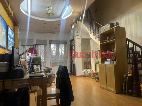 House for sale on Vinh Phuc Street (Hoang Hoa Tham) 55m2\/6 floors\/frontage 4.7m 30.5 billion, top business _0