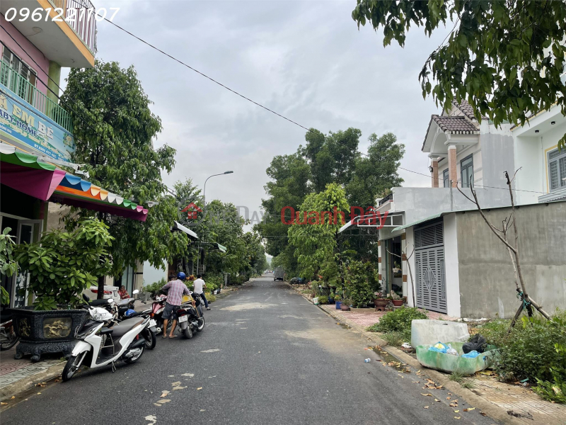 Need money Selling Thanh Phu 2-storey house with private residential book, Vietnam | Sales | đ 1.45 Billion