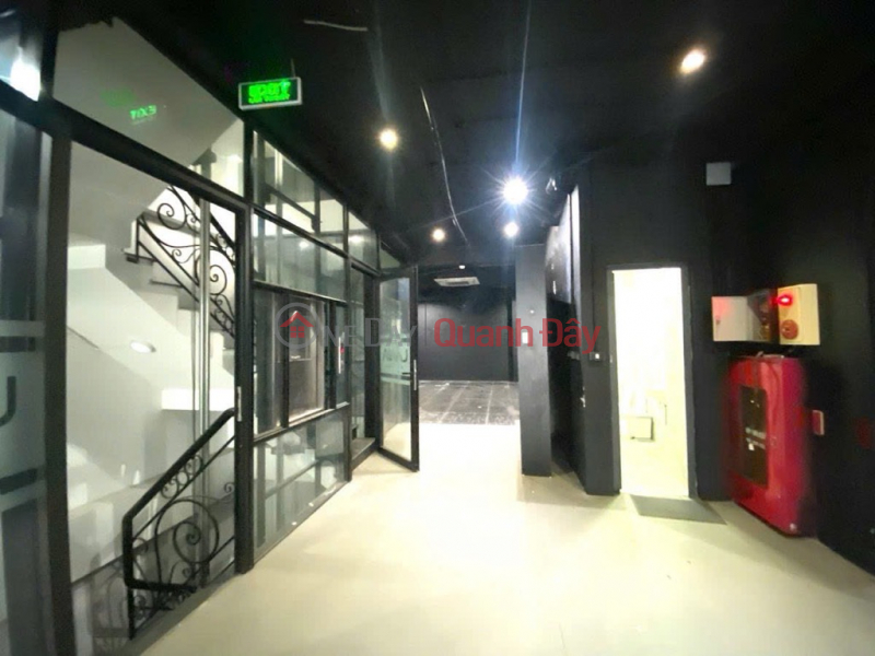 đ 96 tỷ, (Tin thật 100%) Bán tòa Building mặt phố Thụy Khuê - Cho thuê KD đa mô hình - Doanh thu 2,1 tỷ/năm