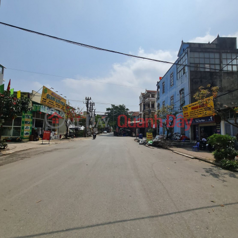 Land for sale in Gia Lam commune, Hanoi, near Vincom, car road. 202m2, 8m square frontage. Investment price. Contact 0989894845 _0