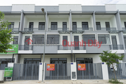 Houses for sale near Vinhomes Saigon Park - Hoc Mon, starting from only 1.5 billion VND\/unit. _0