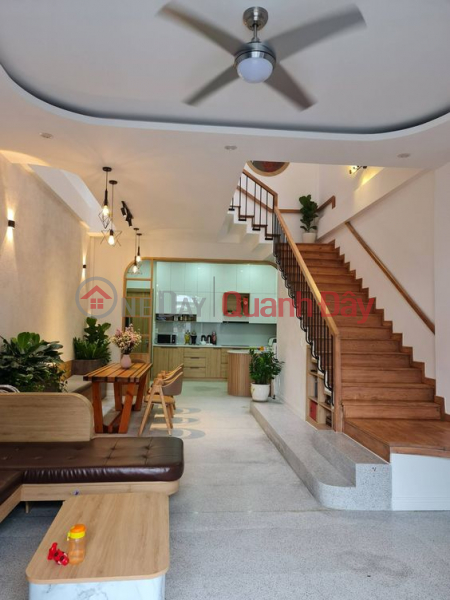 Owner selling urgently to settle money in the US, moved to An Duong Vuong street, District 6, 3 floors, 58m2 Sales Listings