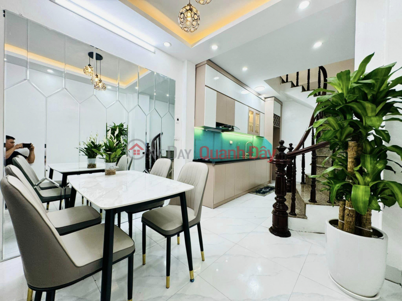 Urgent sale of 6-storey super VIP house, Alley 10 Lang Ha, Ba Dinh, 3 bedrooms, 15m car park, slightly 5.x billion., Vietnam | Sales | đ 5.25 Billion