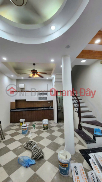 Property Search Vietnam | OneDay | Residential Sales Listings House for sale THUY KHUE, near CHU VAN AN school 45M2 5 FLOOR MT 5M PRICE 6 BILLION 3 negotiable.