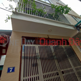 Quan Hoa house for sale: Red book, 31.5m2-3 bedrooms, rural alley, live. Price: 3.16 billion VND _0