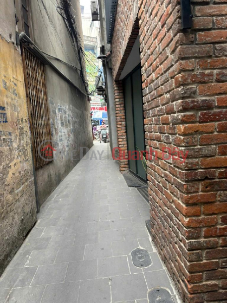 Land for sale on Le Thanh Nghi street, 42m wide, 30m from Hai Ba Trung street. Sales Listings