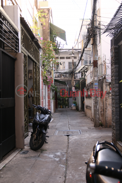 House P11 Phu Nhuan 5 Floors New Beautiful, Fragrant Smelly Son, Near Le Van Sy Front, Price Only 7.X Billion Sales Listings