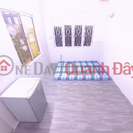 CHEAP ROOM 2.5 MILLION, FULL FURNISHED, HAVE WINDOWS _0