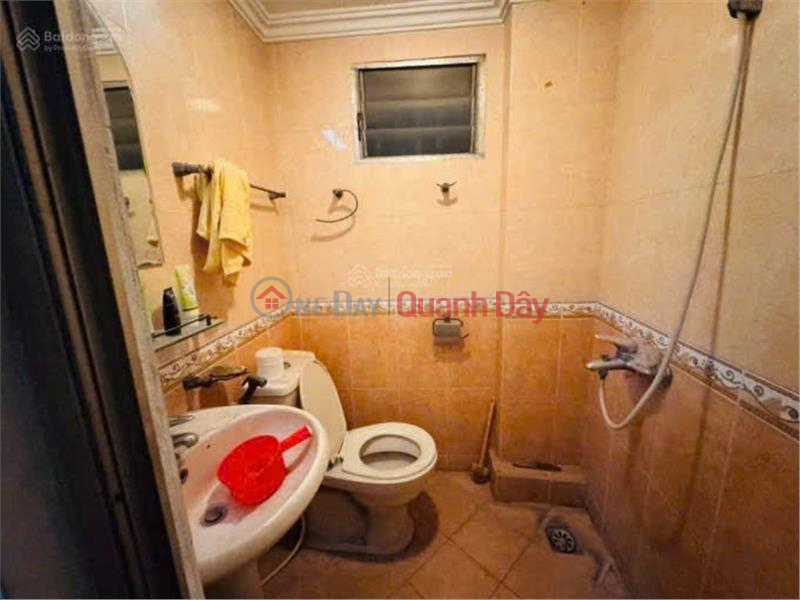 đ 7.5 Billion, Beautiful House - Investment Price - Need to Sell Quickly a house with 4 open sides located in Dong Da District, Hanoi City