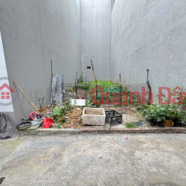 50m² land for sale in Group 3, Quang Minh, Me Linh, Hanoi. Accessible road, parking available. Near industrial zone. _0