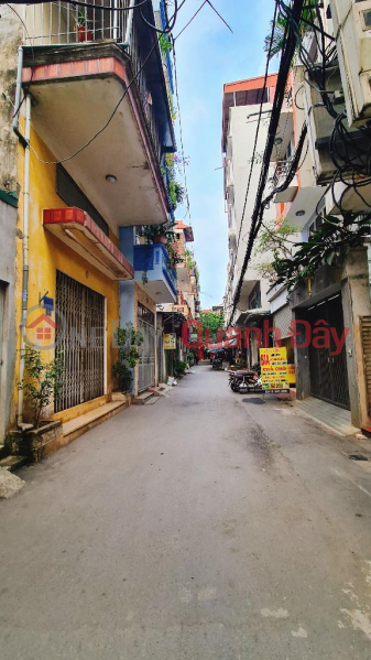 Property Search Vietnam | OneDay | Nhà ở | Niêm yết bán + Nhà cách phố Quang Trung hà đông chỉ 100m, mặt tiền lớn, ngõ ô tô đỗ cửa thông tứ lung tung ,42m giá
