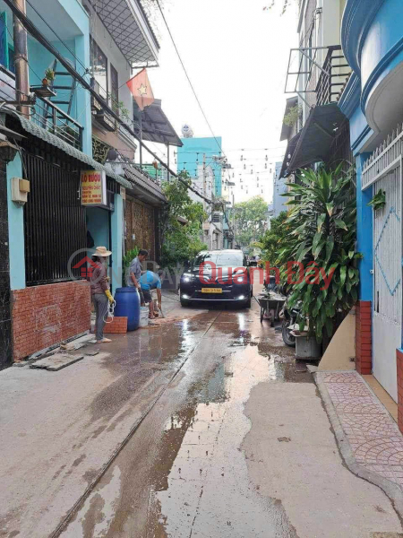 Le Van Quoi, Binh Tan District, car park, area 4x10m, 3 floors, 4 bedrooms, new house for immediate move in, price only 4.29 billion TL. So Sang Sales Listings