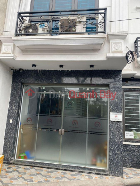 đ 8 Billion | House for sale, front alley, car parking at the door, Vu Tong Phan street, Thanh Xuan. Area 36m2, built 5 floors, Price slightly over 8 billion