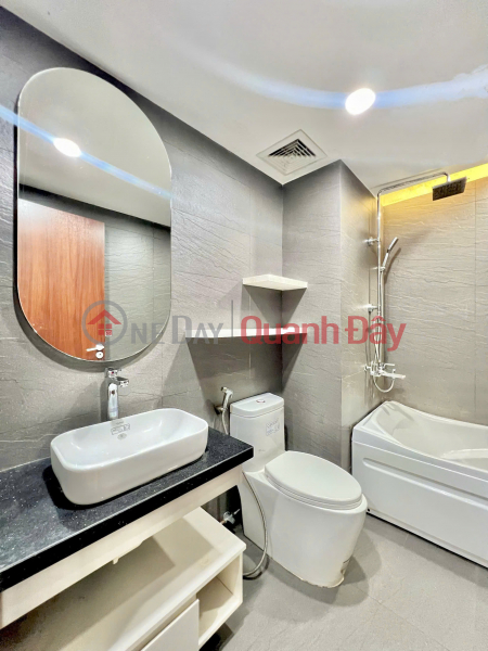 Clean studio apartment for rent, fully furnished with modern furniture, pets allowed right at Vo Van Kiet, Son Tra Rental Listings