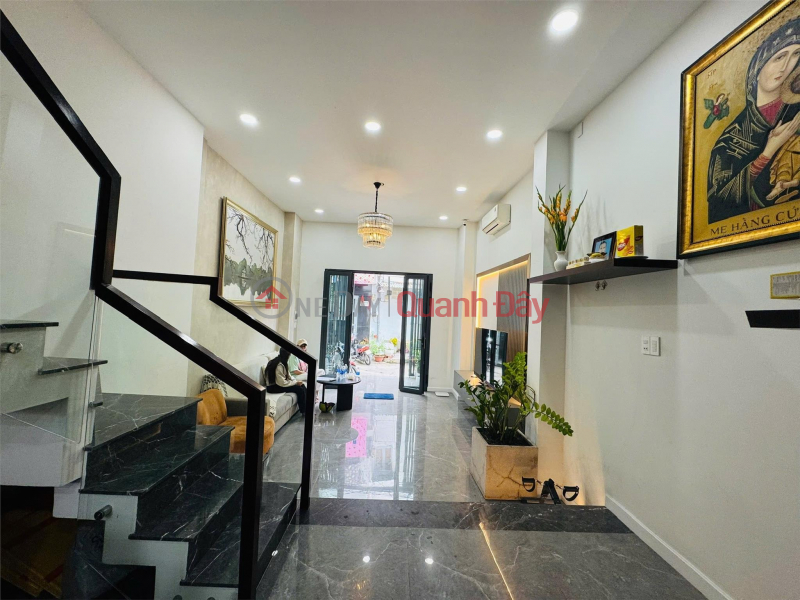 **House for sale in Pham Phu Thu Street, Ward 11, Tan Binh (4*13) corner, 2 frontages; 8.3 billion Sales Listings